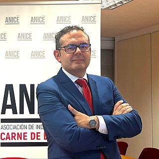 Giuseppe Aloisio:"Crucemos los dedos para que no se infecten cerdos domésticos"