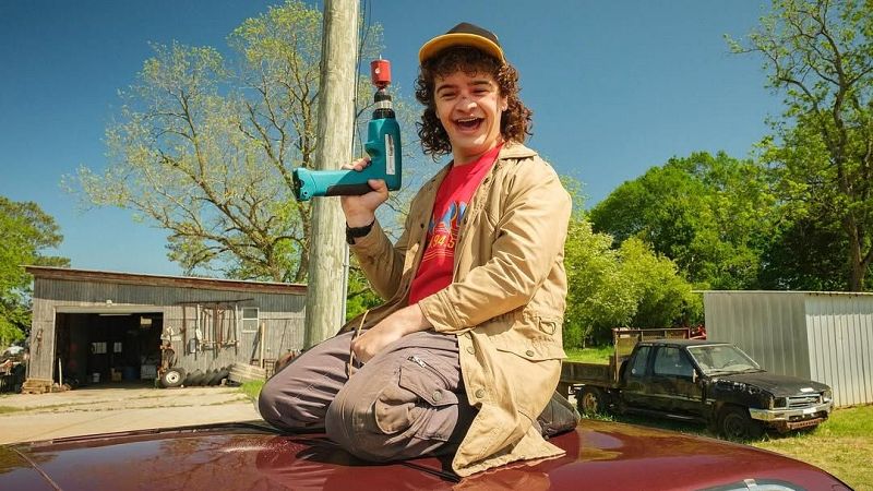 Bon dia i bona sort - Aquest s el sou dels actors d'Stranger Things: mira com riu amb tanta pasta! - Bon dia i bona sort | Escoltar