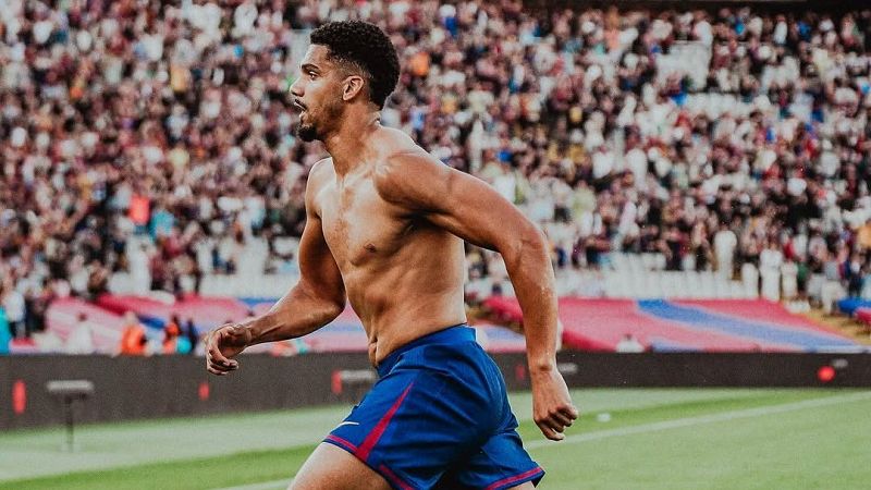 Bon dia i bona sort - El "hate" que ha de soportar Arajo a les xarxes - Bon dia i bona sort | Escoltar