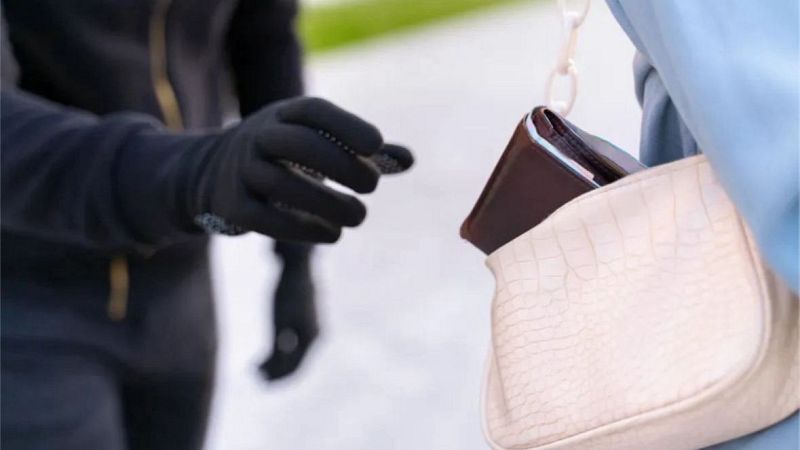 El mat de Rdio 4 - Daniel Sirera, Partit Popular: "A Barcelona pateix 260 robatoris, 220 furts i 3 agressions sexuals cada dia" - El mat de Rdio 4 | Escoltar