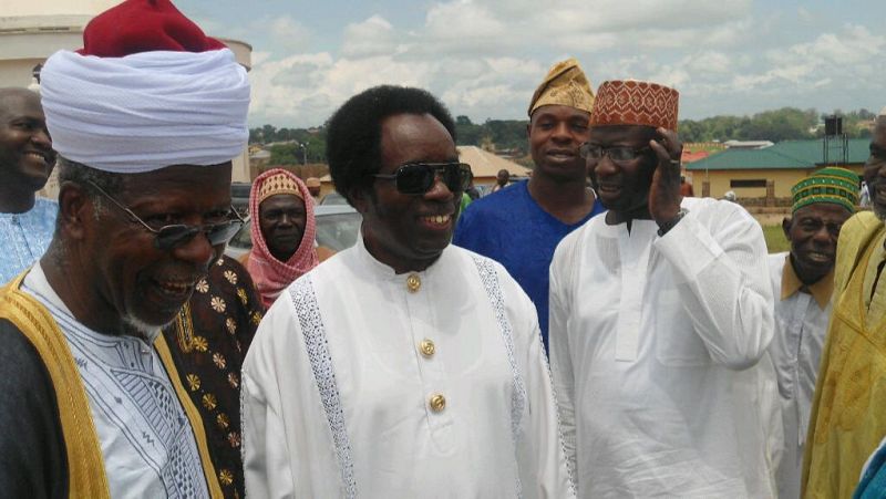 JPelirrojo: Victor Uwaifo y su música - Escuchar ahora