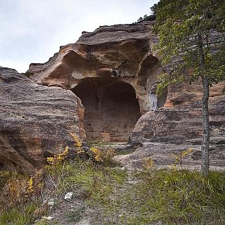 Capadocia burgalesa, ruta por cuevas, arroyos y barrancos