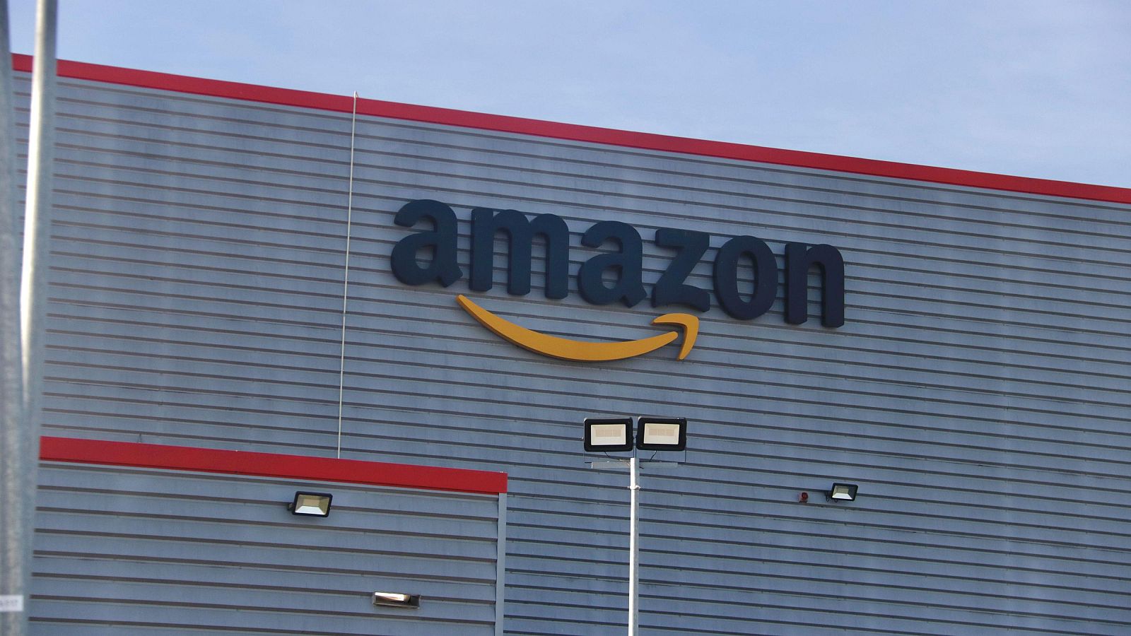 L'avenç de la IA accelera acomiadaments massius a grans empreses | Climent Sabater