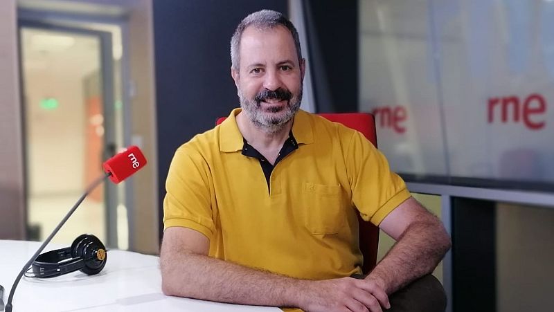 La hora azul - Al cielo, con mi diccionario - 03/12/25 - La hora azul | Escuchar