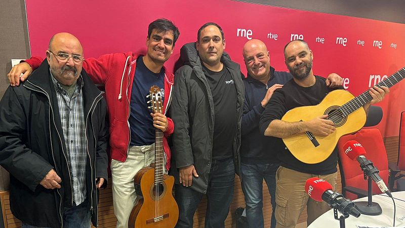 El mat de rdio 4 - El 'Chaman Rumbero' arrasa cantant aquesta nadala! - El mat de Rdio 4 | Escoltar