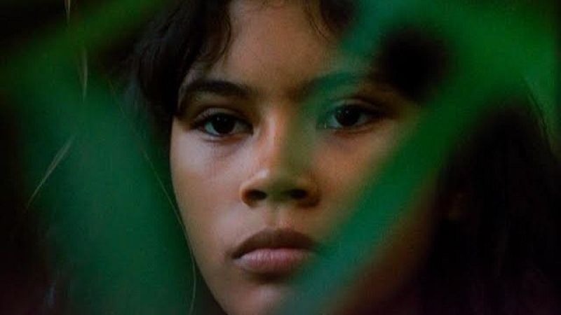 Diretora apresenta  o premiado 'Manas' na Espanha - Emissão em Português | Escuchar