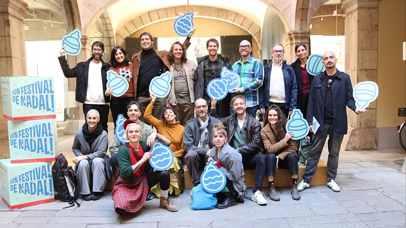 El Festival de Nadal omple la plaça de Catalunya amb 357 funcions | Maite Boada