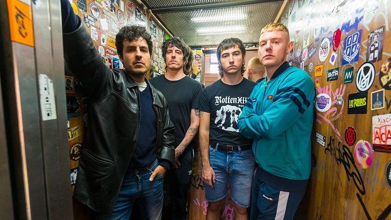 Biznaga ens portar� Punk a Barcelona - Xavif�rnia | Escoltar