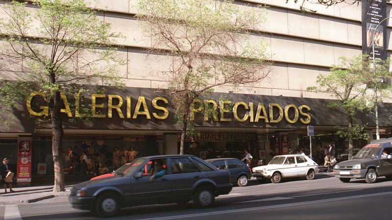 La caída de 'Galerías Preciados', por Mara Peterssen - Escuchar ahora