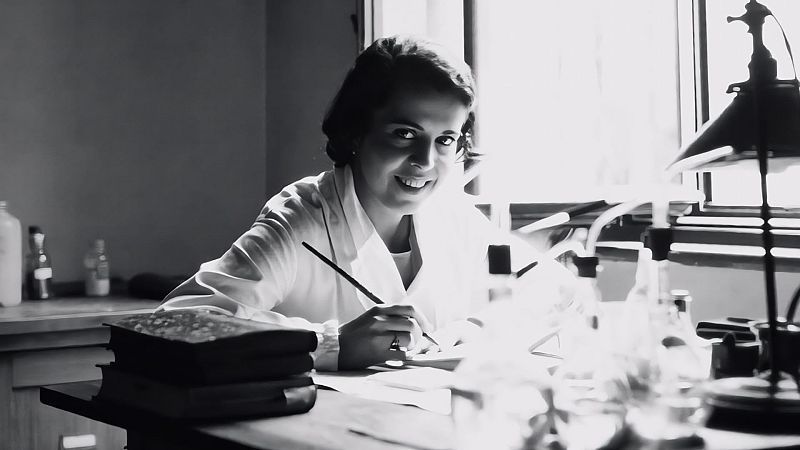 Documentos RNE - Dorotea Barnés, luz en la ciencia - Documentos RNE | Escuchar