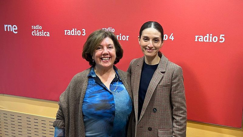 Va de cine en Radio 5 - El poder de la música en 'El canto de las manos', de María Valverde - 13/12/25 - Escuchar ahora