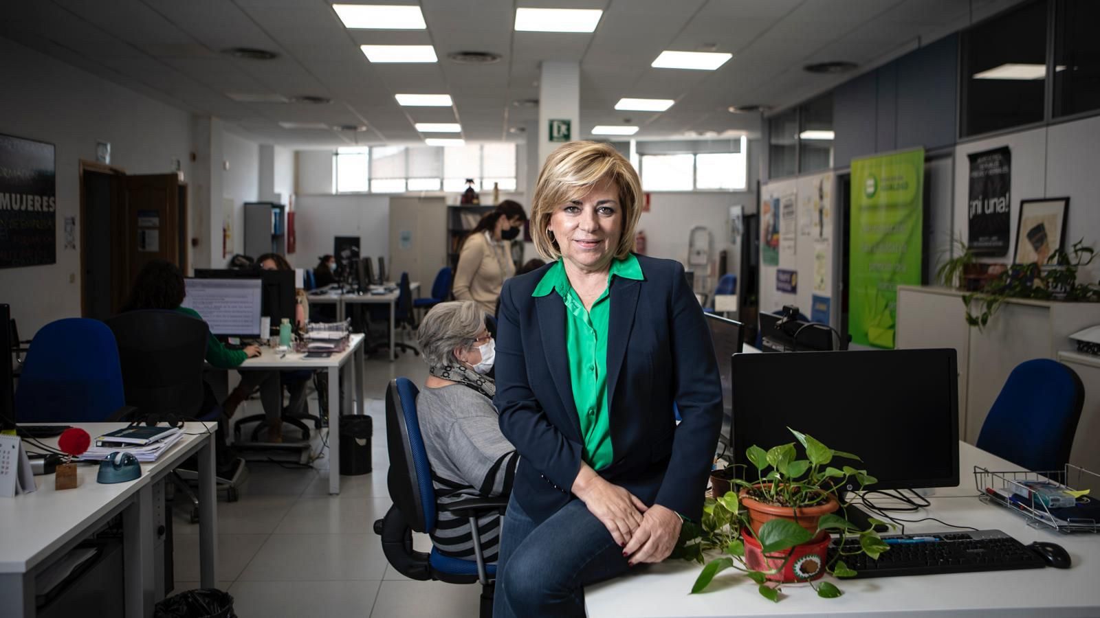 Elena Valenciano: "El PSOE debe recuperar la confianza de las mujeres" - 24 horas | Escuchar