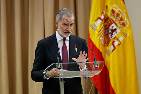 Visita del rei a l’Hospitalet: commemoració del centenari entre protestes i actes oficials