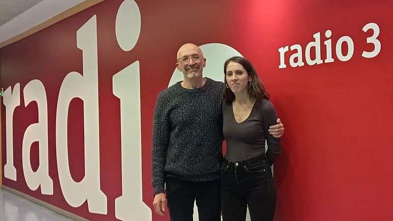 Islas de Robinson - Amaia Miranda y la magia del momento preciso - 15/12/25 - Islas de Robinson | Escuchar