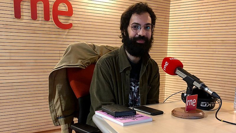 Erik Aostri presenta su libro 'La revolución neurodivergente' - Mediodía en RNE | Escuchar
