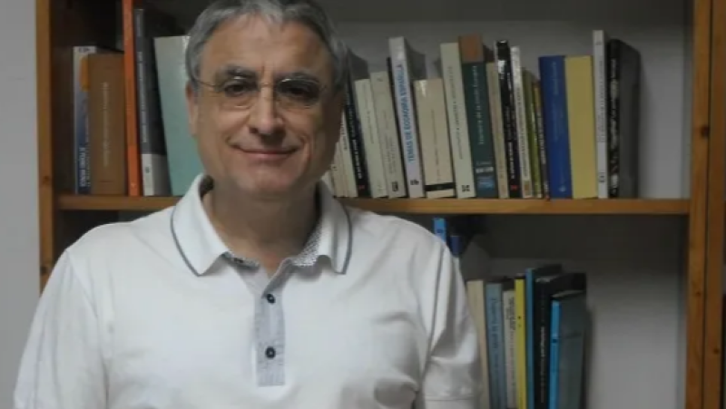 L'Entrellat - INVESTIGACI� : El rector de la UB es pronuncia sobre el cas CREA - L'Entrellat | Escoltar