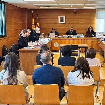 Com funciona una secta com la de Vistabella? Parlem amb el pisc�leg forense que va denunciar els fets. - Escoltar ara