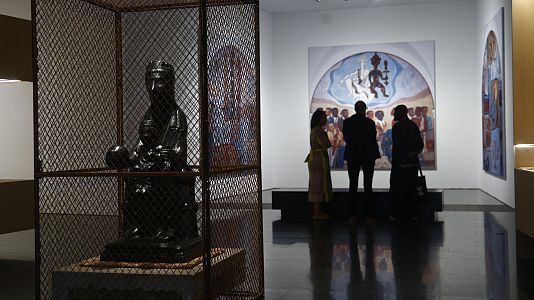 MACBA: Proyectar un planeta negro