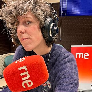 Violeta Niebla y "Todo lo que hice por dinero"