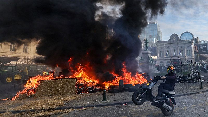 Cinco Continentes - Protestas en Bruselas contra el acuerdo UE-Mercosur - Escuchar ahora