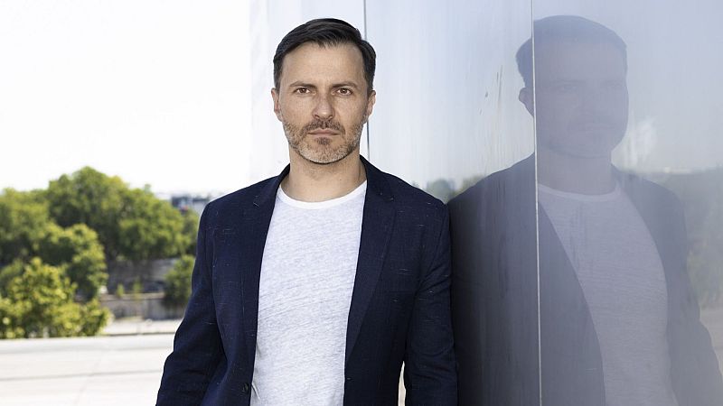 La taberna del puerto - Iñaki Encina Oyón, debut operístico en España - 18/12/25 - La taberna del puerto | Escuchar