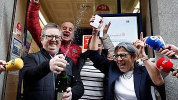 Connectem amb la Loteria Barquillo, l'administraci� que ha repartit el segon premi a Madrid!