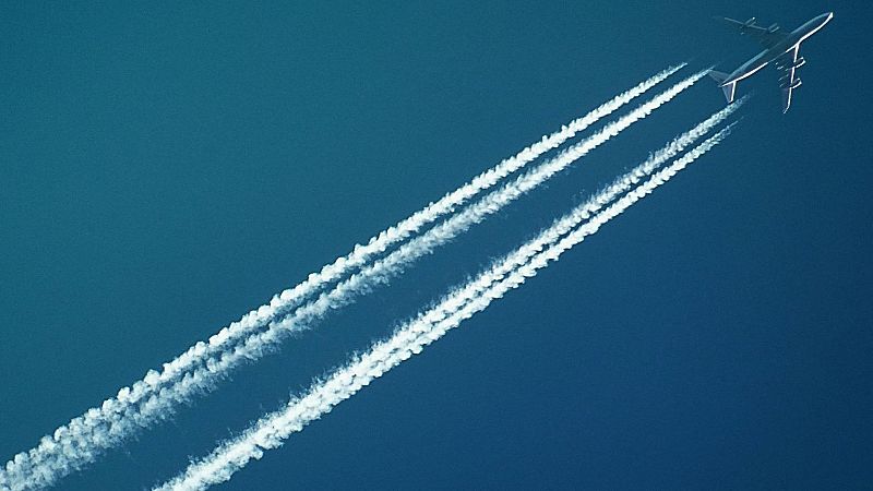 Bon dia i bona sort - Un pilot "rebotat", a punt d'arru�nar les vacances dels passatgers - Bon dia i bona sort | Escoltar