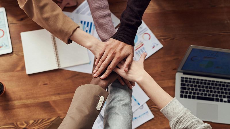 El Pla B - Sumar demana reuni� amb el PSOE - El pla B | Escoltar