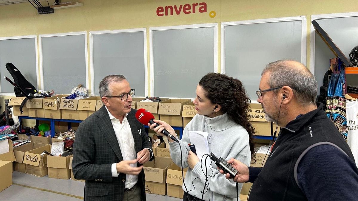 Non profit organization Envera and Christmas city lights