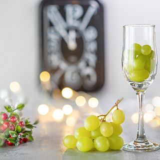 Els orígens de la tradició de menjar raïm, la mort de George Michael i el primer missatge nadalenc des de l'espai