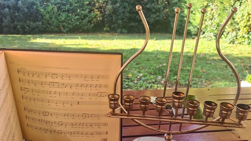 Luz de Sefarad - Erensya Ispánika: Romanse Las quejas de Jimena - 28/12/25 - Escuchar ahora