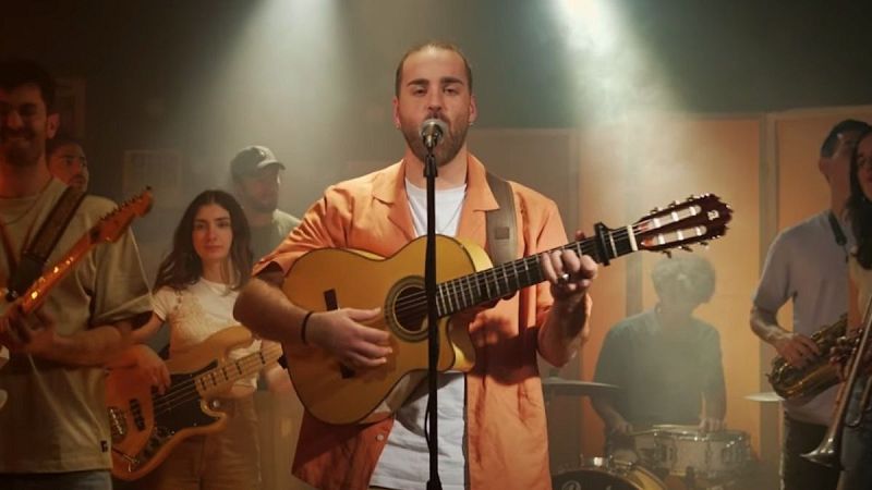 El mat� de R�dio 4 - El grup CapiN�s toca en directe a 'El mat� de R�dio 4' - El mat� de R�dio 4 | Escoltar