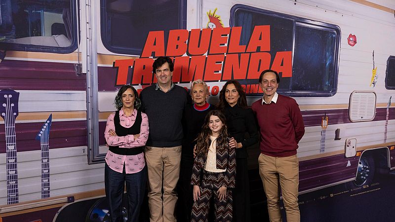 De película en Radio 5 - Cine español en "De película": 'Rondallas' y 'Abuela tremenda' - 02/01/26