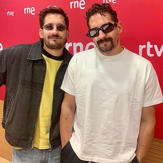 Mau & Ricky