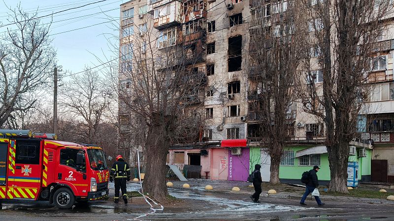 Crónica internacional - Ucrania abre la puerta a los primeros acuerdos - Escuchar ahora
