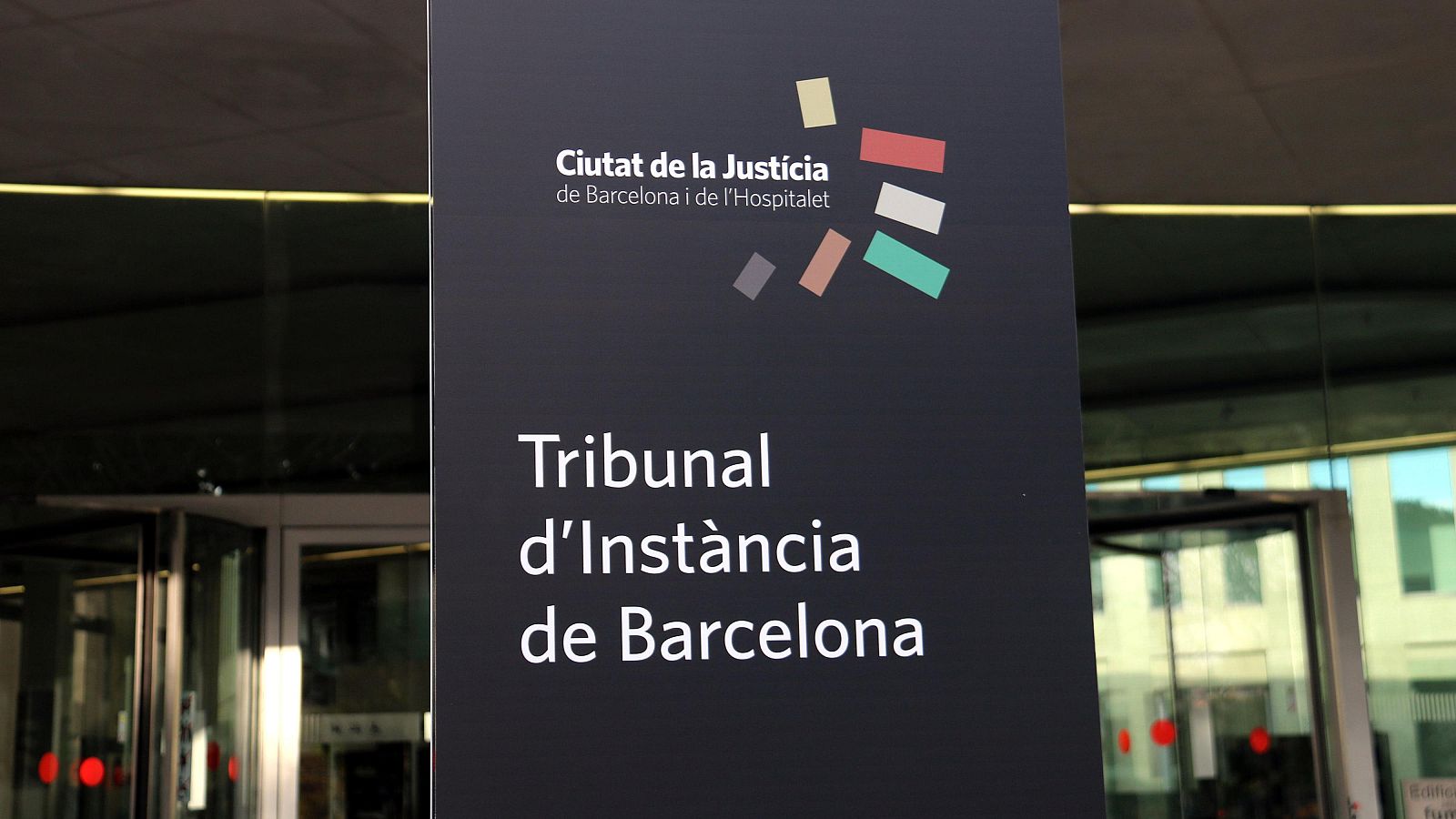 Catalunya culmina el desplegament dels tribunals d’instància - L'Informatiu | Escuchar
