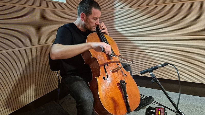 Como lo oyes - Matthieu Saglio & …- 04/01/26 - Como lo oyes | Escuchar