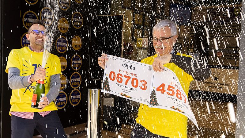 06.703: un primer premio del Sorteo del Niño muy repartido - 14 horas | Escuchar