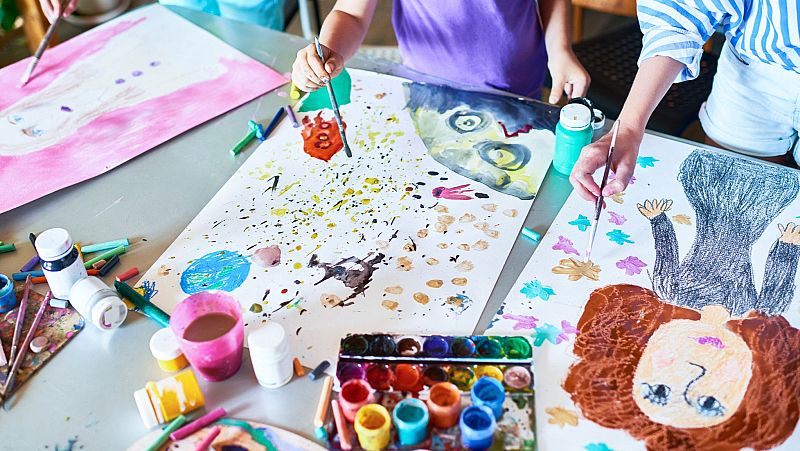 El poder del arte para paliar el trauma infantil - Cultura con Ñ | Escuchar