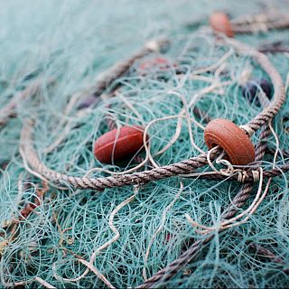 Redes de pesca recicladas para construir coches