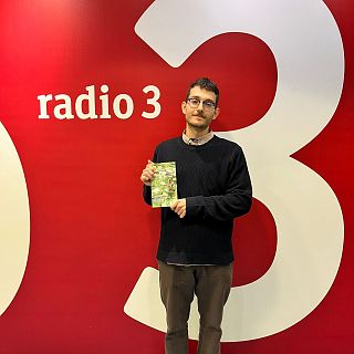 Hombres con un diente de leche con Luís Diaz