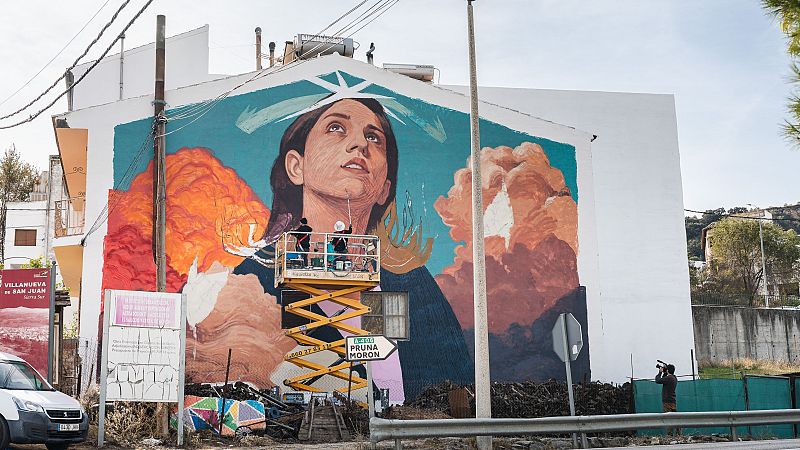 El programa Plazes inunda los pueblos de Sevilla de coloridos murales