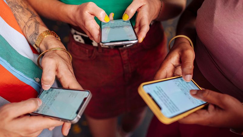 El Pla B - Tert�lia d'actualitat - El pla B | Escoltar