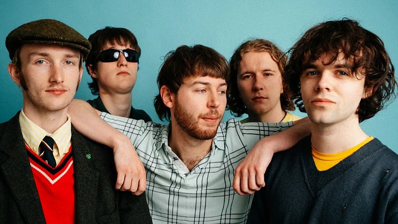 33 Revoluciones por domingo - Brôgeal, The Prize, Mujeres y Aurora Roja - 11/01/26 - Escuchar ahora