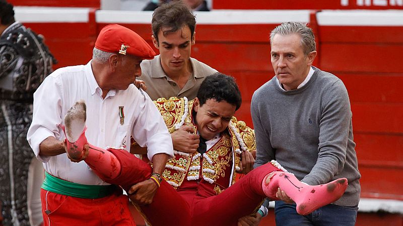 Feria de Manizales y Premio Internacional de Investigación en Estudios Taurinos - Clarín | Escuchar