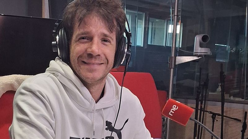 No es un día cualquiera - La Alboreá con Andrés Salado - No es un día cualquiera | Escuchar