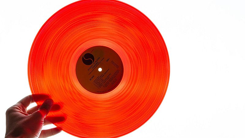 Frank T presenta... - Full Circle - 13/01/26 - Frank T presenta | Escuchar