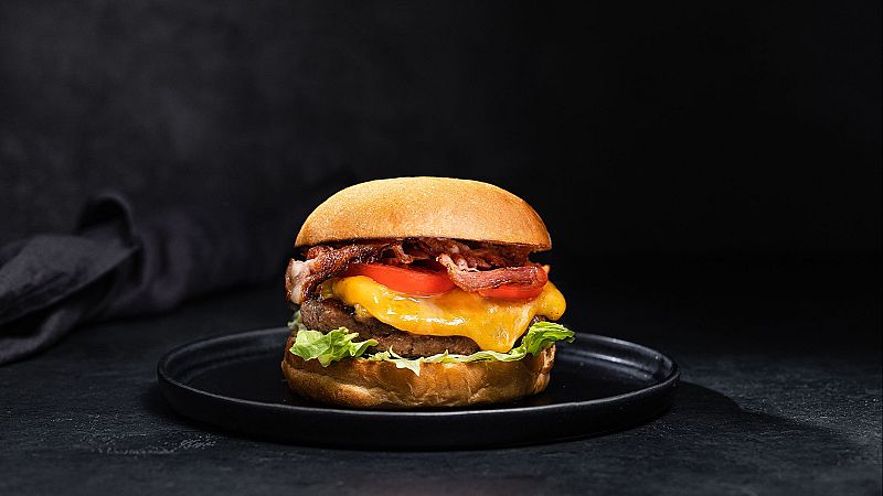 Bon dia i bona sort - Keyne, el germ� petit de Lamine Yamal ja treballa amb 3 anys - Bon dia i bona sort | Escoltar