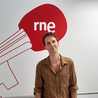 Hans Laguna: "Julio Iglesias ha estat una persona amb addicció al sexe durant molts anys"