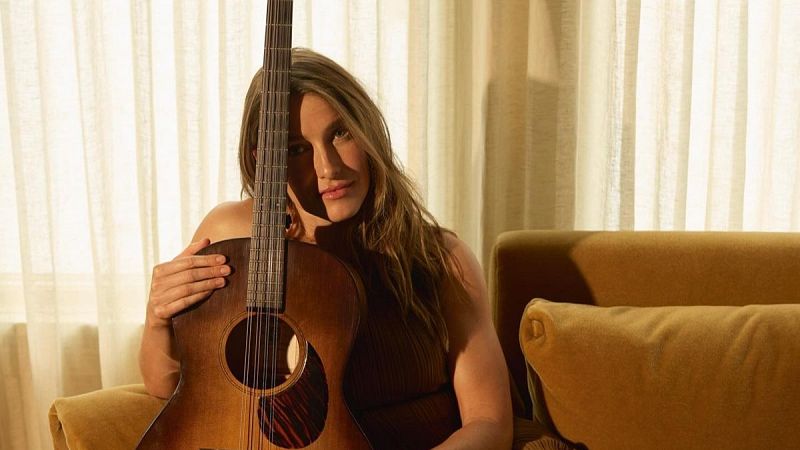 Sin rodeos - Nuevo álbum en solitario de Caroline Jones (Zac Brown Band) - 15/01/26 - Escuchar ahora